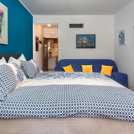 Apartman Ornela Porec Bagian luar foto