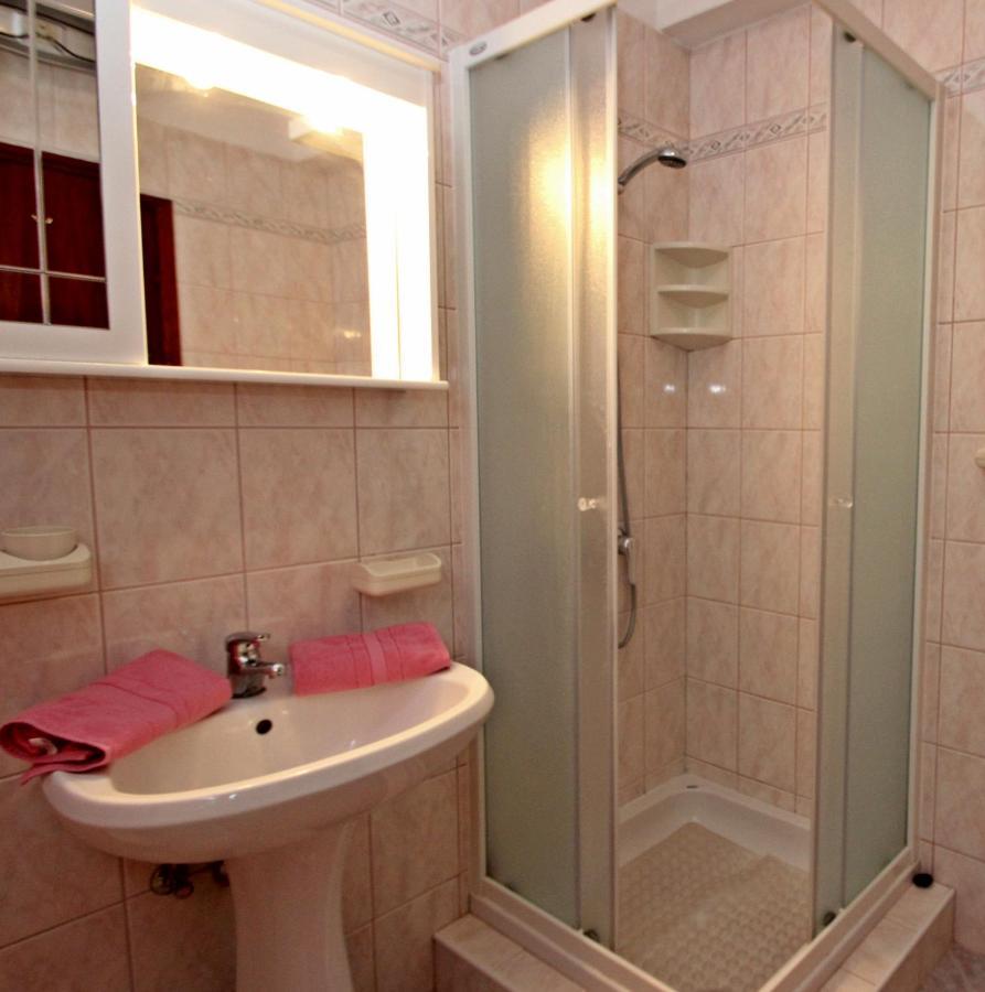 Apartman Ornela Porec Bagian luar foto