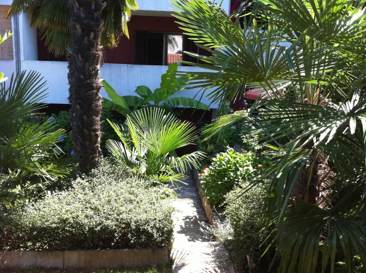 Apartman Ornela Porec Bagian luar foto